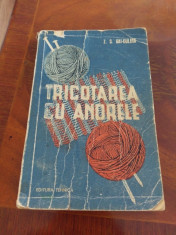 Tricotarea Cu Andrele De Z.s.gai Gulina 1961 foto