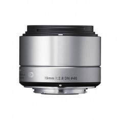 Obiectiv Sigma 19mm f/2.8 DN Art Silver montura Micro Four Thirds foto