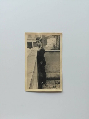 Fotografie Regele Mihai al Romaniei in tinuta, copil, interbelic ? foto
