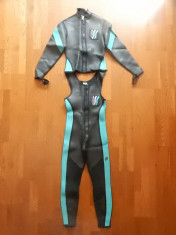 Costum scafandru dame neopren K2 Stripes. Marime 38 (corespondent L). foto