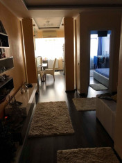 vand apartament 2 camere in cartierul Nufarul foto