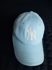 Sapca NY New York Yankees New Era. Marime universala, reglabila; ca noua. foto