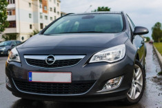 Opel ASTRA J 1.7 CDTI 2012 , 6 trepte, 110cp , ABS;ESP; foto