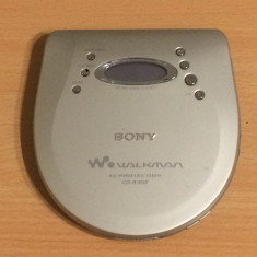 Sony Walkman Portable CD Player D-EJ835 foto