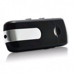 Stick USB Spion iUni SpyCam STK102 cu Camera Spy si Senzor de Miscare MediaTech Power foto