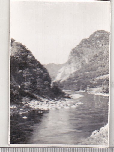 bnk foto - Valea Oltului la Masa lui Traian - 1962