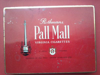 Cutie veche din tabla pentru tigari Rothmans Pall Mall foto