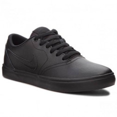 Pantofi Barbati Nike SB Check Solar 843895009 foto