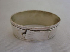 Inel vechi argintat pentru servetele, perioada anilor 1940 foto