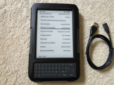 Ebook Reader Amazon Kindle keyboard 3G + husa + cablu(936 carti pe el) foto