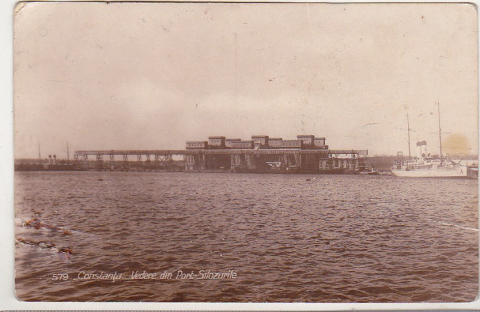 bnk cp Constanta - Vedere din Port - Silozurile - uzata 1942