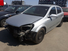 Dezmembrez Opel Astra H din 2005-2009, foto