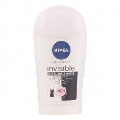 Deodorant Black &amp;amp;amp; White Invisible Nivea foto