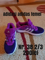 Adidasi ADIDAS dama foto