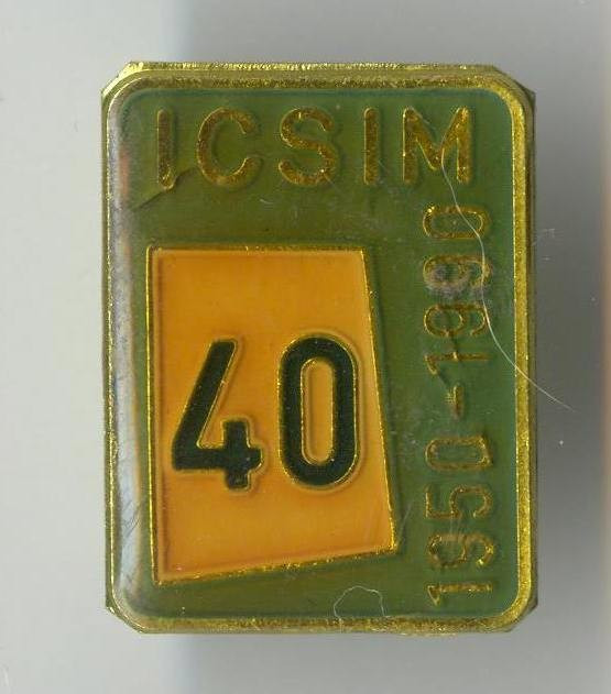 1950-1990 ICSIM BUCURESTI - echipa de fotbal &amp; Insigna INDUSTRIE ROMANEASCA