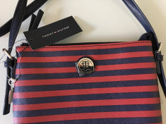 TOMMY HILFIGER GEANTA foto