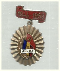 Insigna ARLUS 1959 foto