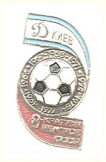 Insigna FC Dinamo Kiev 1977 foto