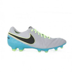 Ghete Fotbal Nike Tiempo Legacy II FG 819218003 foto