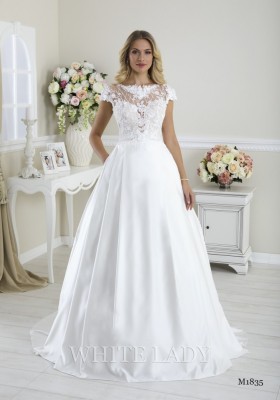 Rochie De Mireasa Aproape Noua U Rochii De Mireasa Printesa