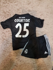 SET ECHIPAMENT COURTOIS REAL MADRID 4-15ANI SEZON 2018-2019 foto