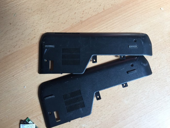 Capace Dell Latitude E5520, A147
