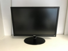 Monitor led LG 22&amp;quot; foto