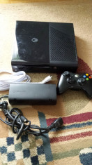 vand XBOX 360 slim , 4 gb ,1 maneta ,stare foarte buna foto