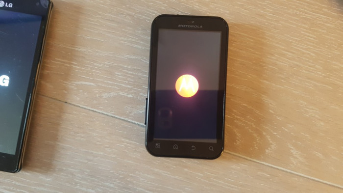 Smartphone Motorola Defy MB525 Black Liber de retea, livrare gratuita!