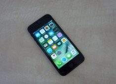 iPhone 5 Neverlocked 16GB orice retea 4G + Folie protectie + stare foarte BUNA foto
