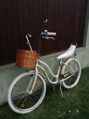 Bicicleta PEGAS de strada, crem, cu cos, lumini, antifurt, sonerie si oglinda foto