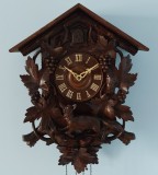 Vand ceas cu cuc vechi sfarsitul sec XIX,deosebit si frumos sculptat,functional