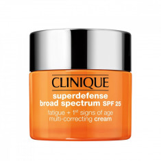 Crema multicorectoare Superdefense 1/2, 30ml, Clinique