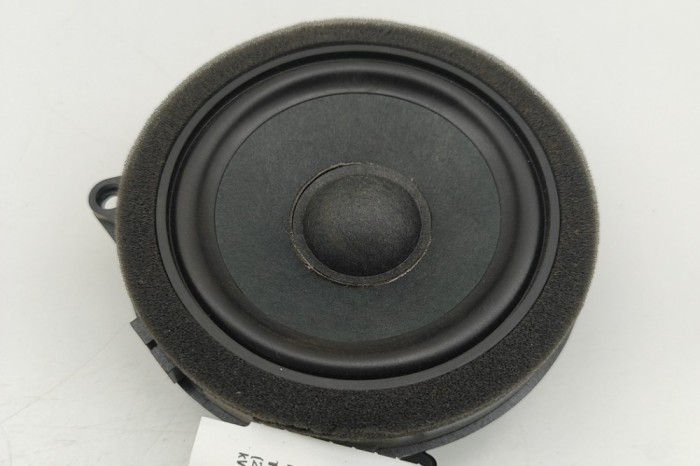 Difuzor ușă dreapta spate BMW X7 G07 2022 OEM: 2622518 | 31668229