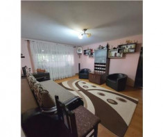 Apartamentu cu 3 camere in Mircea cel Batran foto