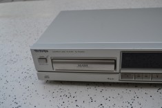 CD player Technics SL PG 200 A