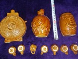 ANTICHITAT lot Vechi Ceramica/Portelan BUTOIAS cu Cescute-PLOSCA-ULCIOR,colectie