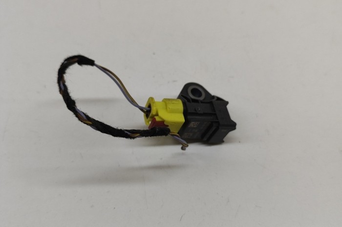 Senzor de impact st&acirc;nga față AUDI A6 4A2, C8 2019 OEM: 4N0959651D