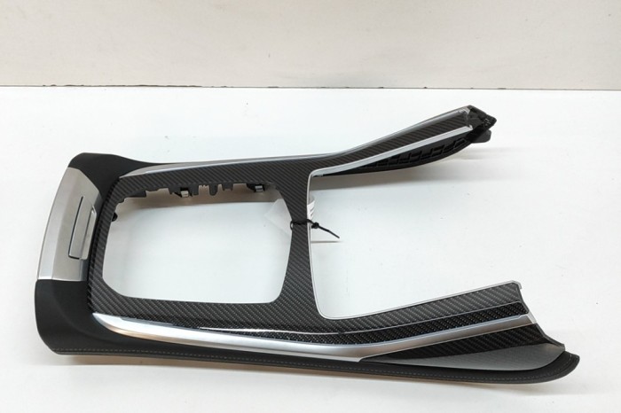 Ornament consola centrală BMW X7 G07 2023 OEM: 7883358 31082405