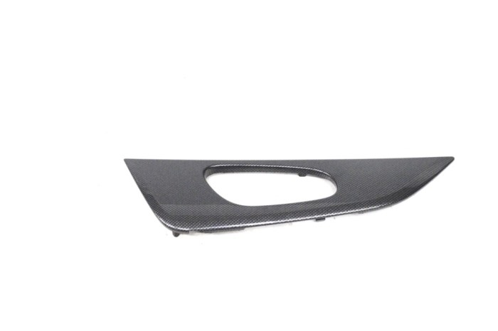 Ornament panou ușă dreapta spate NISSAN X-TRAIL T32_ 2015 OEM: 82682-4CL0A 15465178