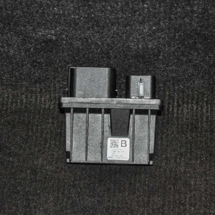 Alt modul de control VW PASSAT B7 362 2011 OEM: 7N0941329 2215803
