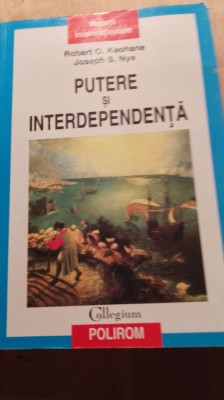 Putere și interdependență,Robert keohane, foto