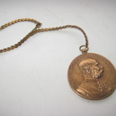 2371-I-Medalia F. Josef-Signum Memoriae, bronz aurit in stare foarte buna.