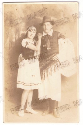 4783 - CLUJ, Ethnic Family, Romania - old postcard, real Photo - unused - 1930 foto