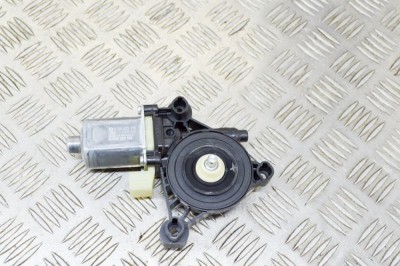 Motor macara geam ușă dreapta față SKODA SUPERB III Estate 3V5 2021 OEM: 5Q0959802B,0130822716 13720170 foto