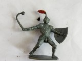 bnk jc URSS - figurine de plastic - cavaler cu buzdugan cu lant si scut
