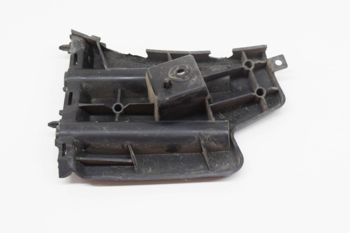 Suport bara de protecție dreapta față VOLVO S60 II 2013 OEM: 30796626 11402921