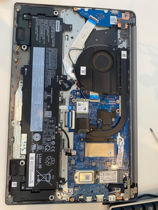 Bottom case Lenovo IdeaPad 1 15AMN7