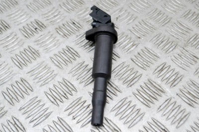 Bobina de inducție de &amp;icirc;naltă tensiune BMW 5 F10 2015 OEM: 7594937,0221504470 14831512 foto