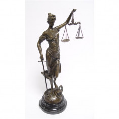 Justitia - statueta din bronz pe un soclu din marmura VG-75